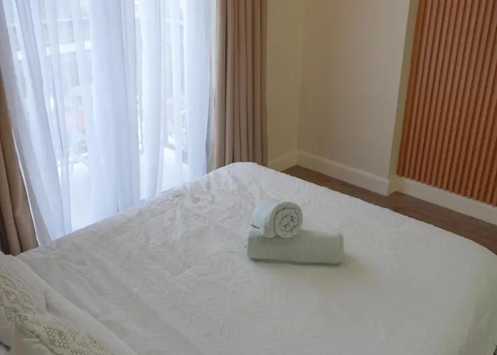 Cozy Near It Park With Fast-wifi, Balcony And Gym Access Apartment